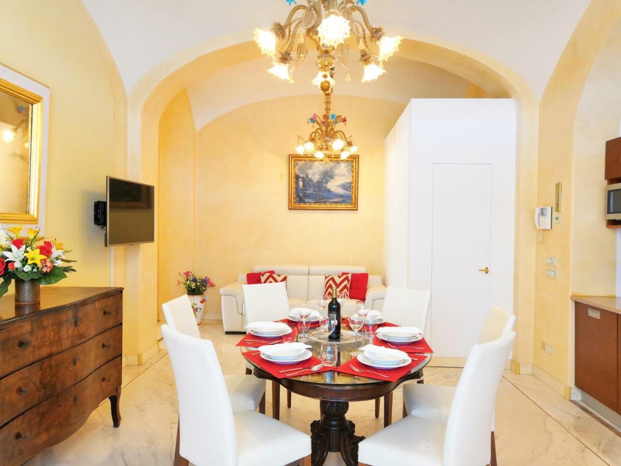 La Villa Di Elena แวร์บาเนีย ภายนอก รูปภาพ